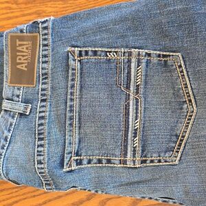 Ariat Men's Straight Leg Jeans - Classic Denim